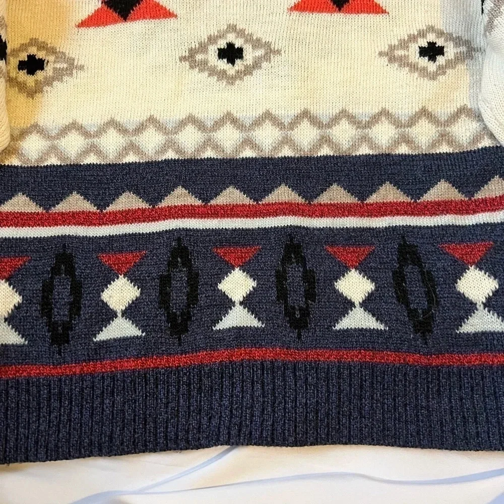 American Eagle Aztec wool sweater‎